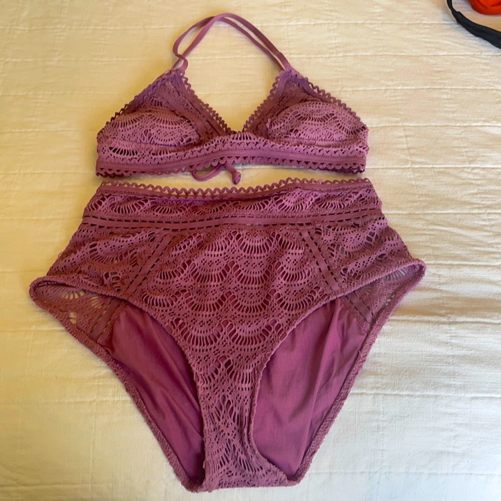 Becca Medium (top and bottom) high waist bikini
